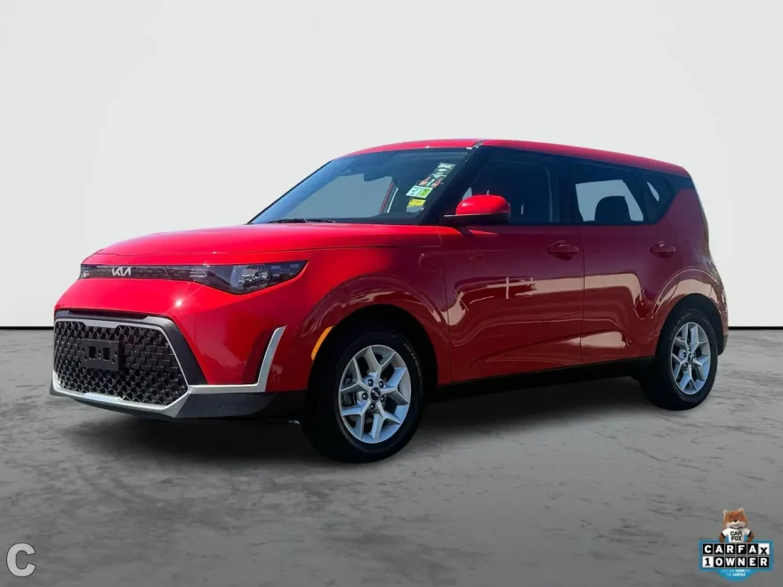 2024 Kia Soul LX S photo 1