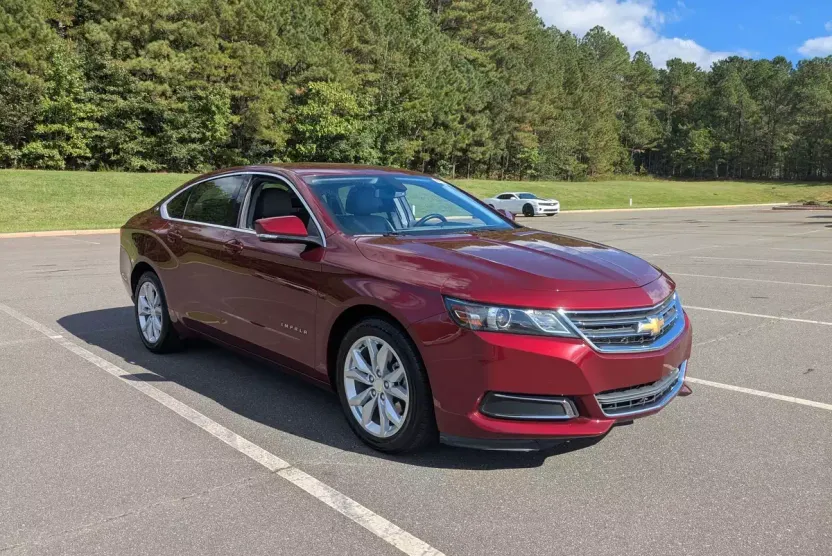 2017 Chevrolet Impala 1LT photo 1