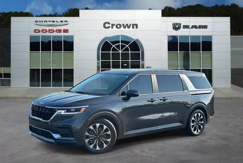 2024 Kia Carnival EX photo 1