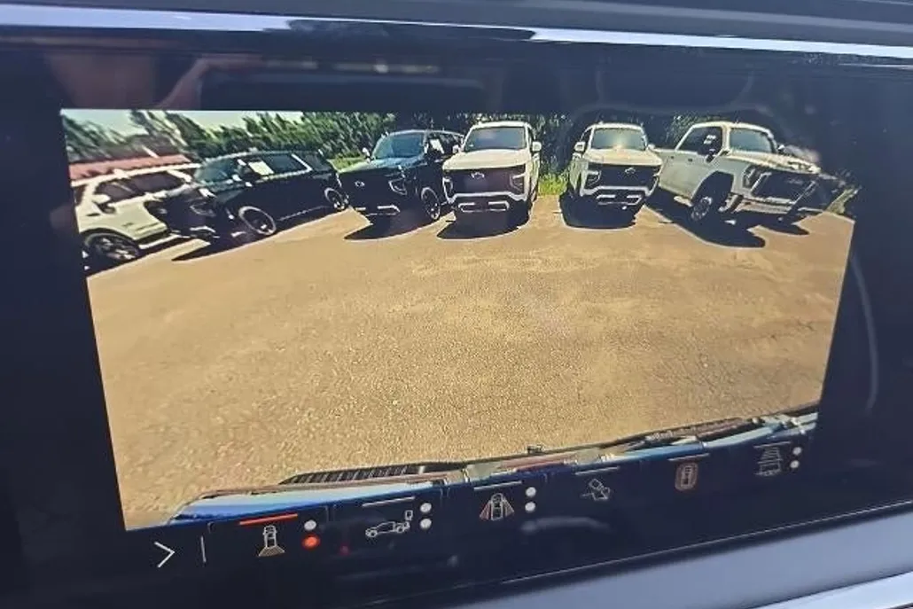 2025 Gmc Sierra 1500 AT4X photo 1