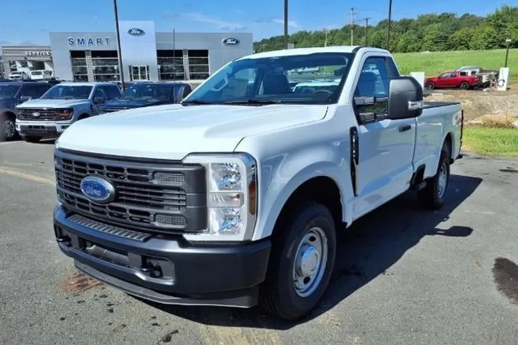 2026 Ford F-250 XL photo 1