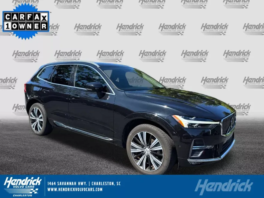 2023 Volvo XC60 Plus photo 1