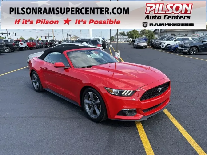 2015 Ford Mustang V6 Convertible photo 1