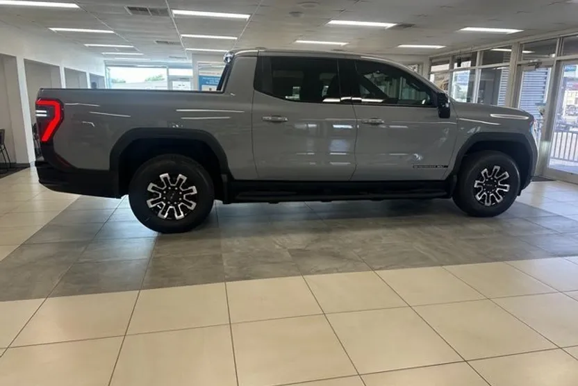 2026 Gmc Sierra Elevation photo 1