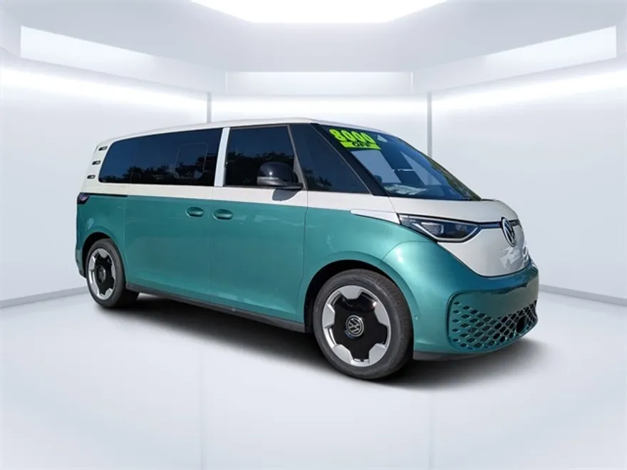 2025 Volkswagen ID. Buzz Pro Plus photo 1