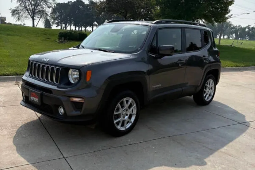 2019 Jeep Renegade Latitude North Edition photo 1
