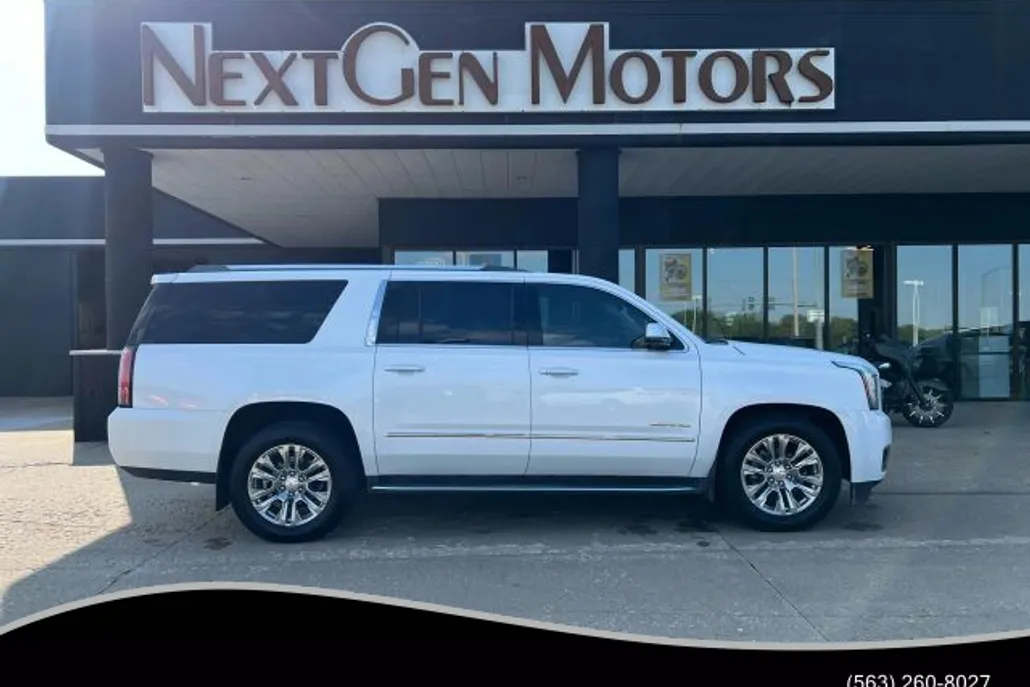 2017 Gmc Yukon XL Denali photo 1