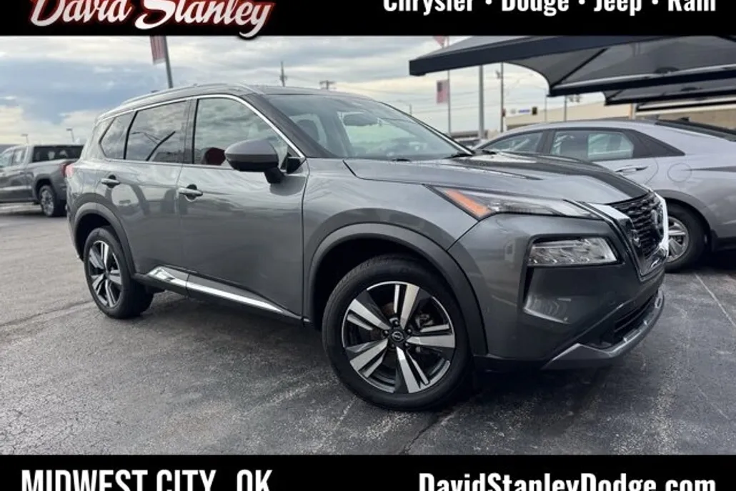 2023 Nissan Rogue SL photo 1