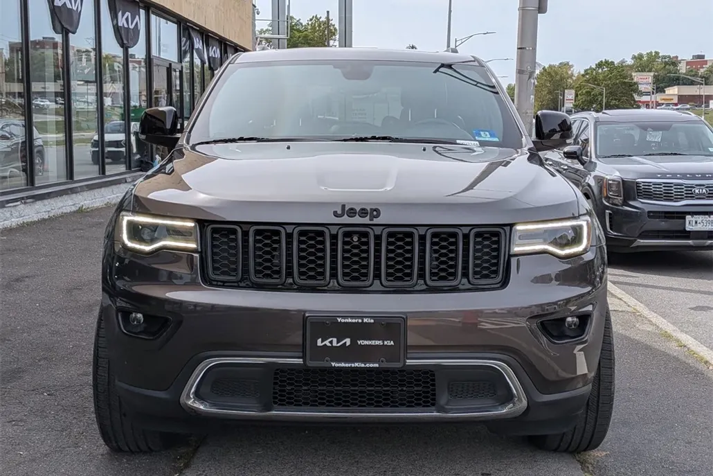 2020 Jeep Grand Cherokee Limited photo 1