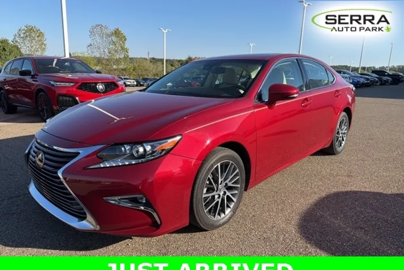 2016 Lexus ES 350 photo 1