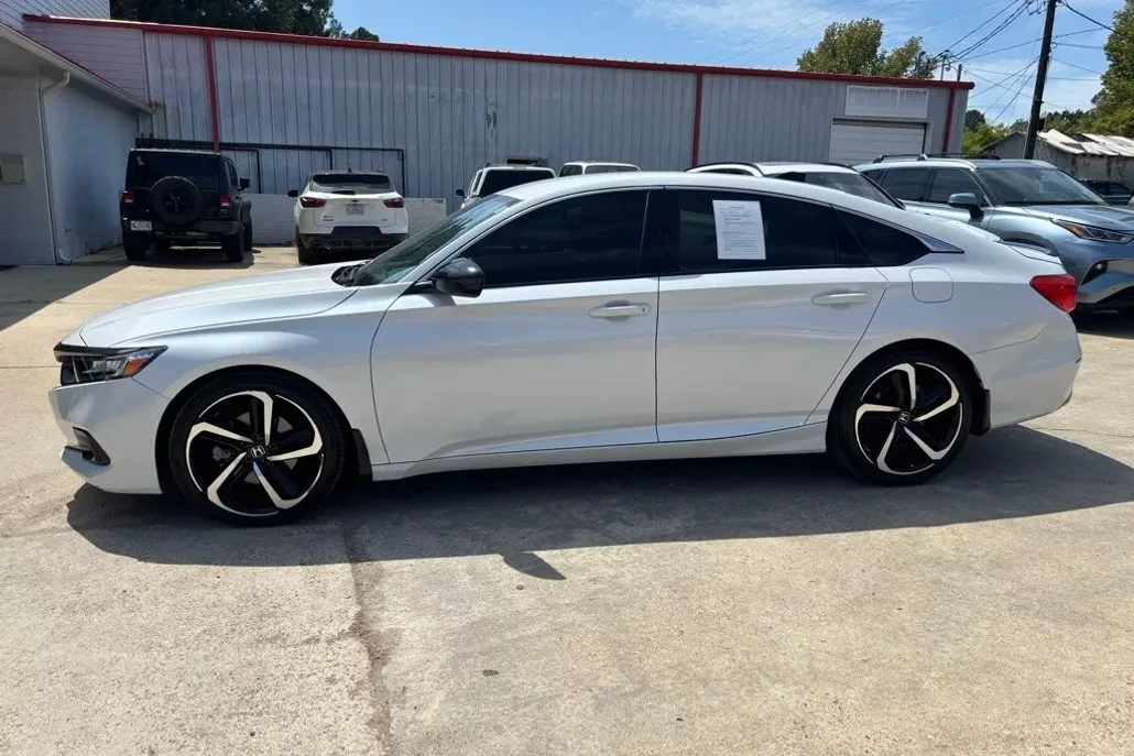 2022 Honda Accord Sport SE 1.5T photo 1