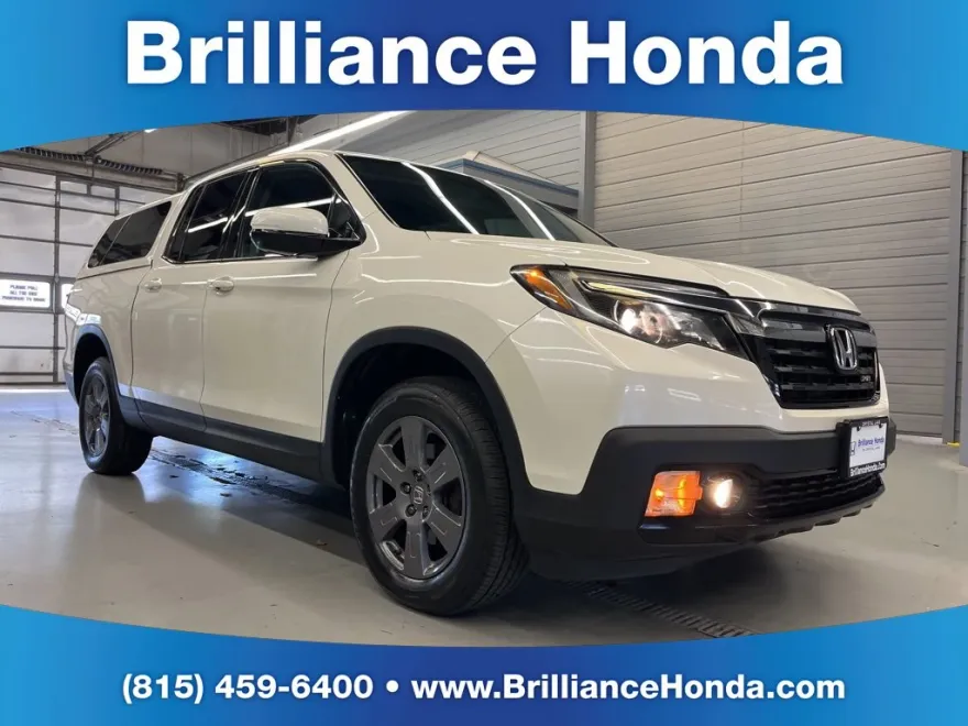 2019 Honda Ridgeline Sport photo 1