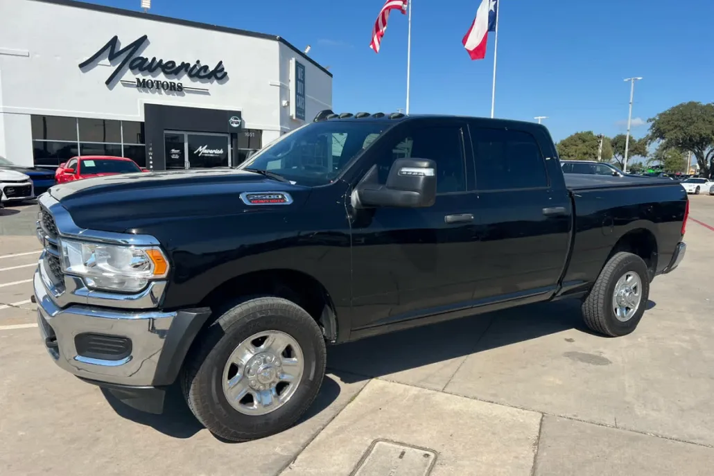 2023 Ram 2500 Tradesman photo 1