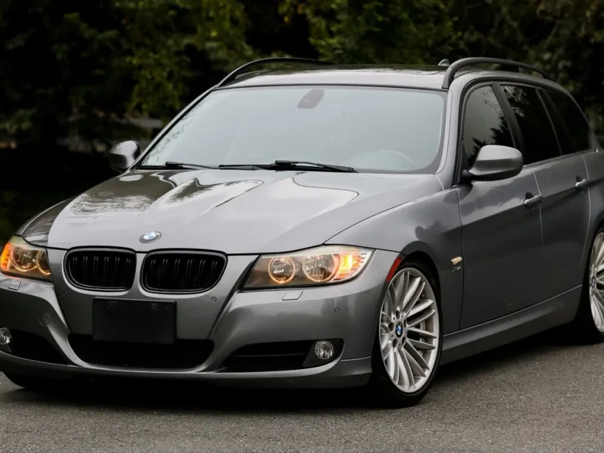 2010 Bmw 328i xDrive photo 1