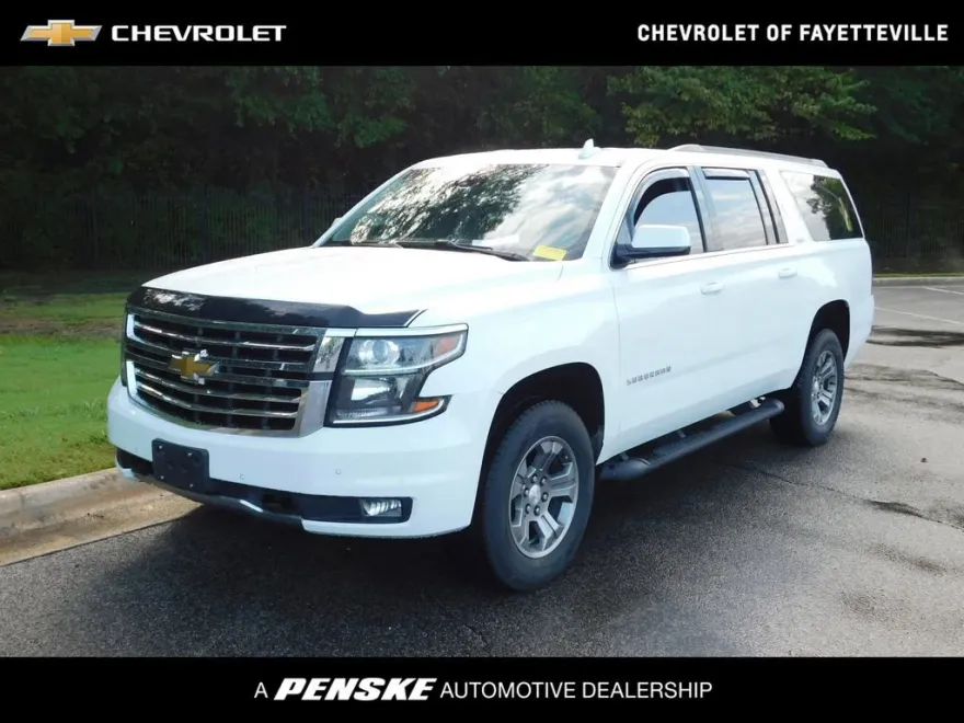2020 Chevrolet Suburban LT photo 1