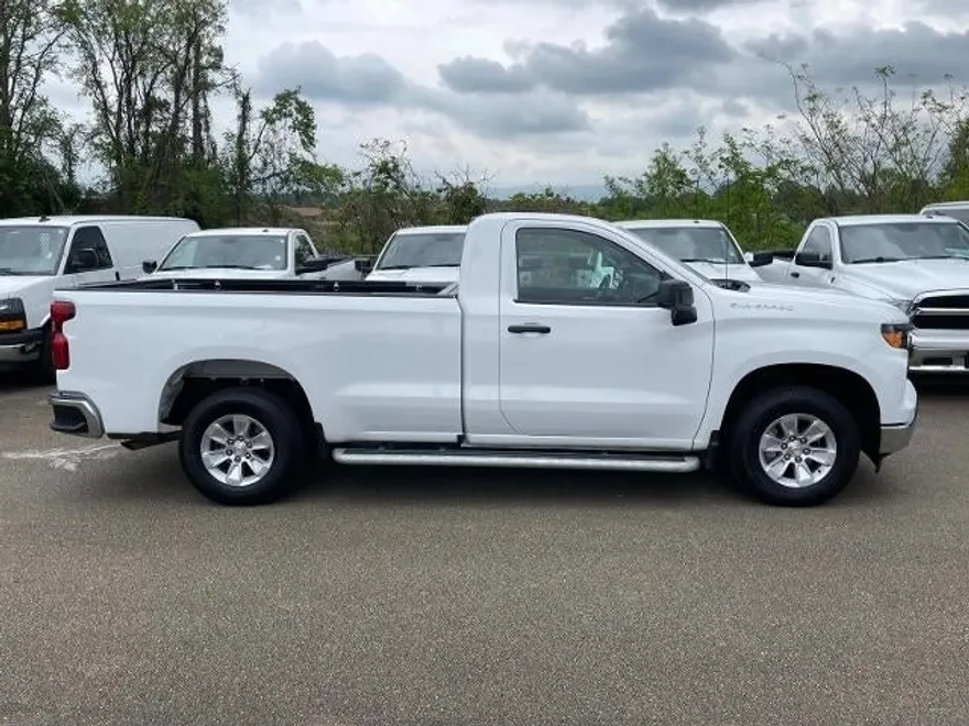 2024 Chevrolet Silverado 1500 photo 1