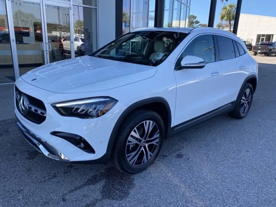 2025 Mercedes Benz GLA 250 photo 1