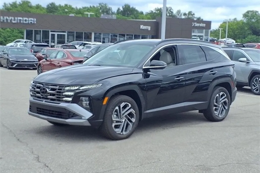 2025 Hyundai Tucson Hybrid Limited photo 1