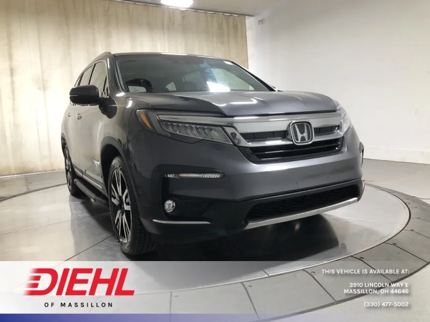 2019 Honda Pilot Touring photo 1