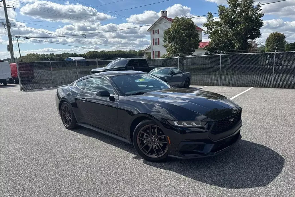 2024 Ford Mustang EcoBoost Premium photo 1