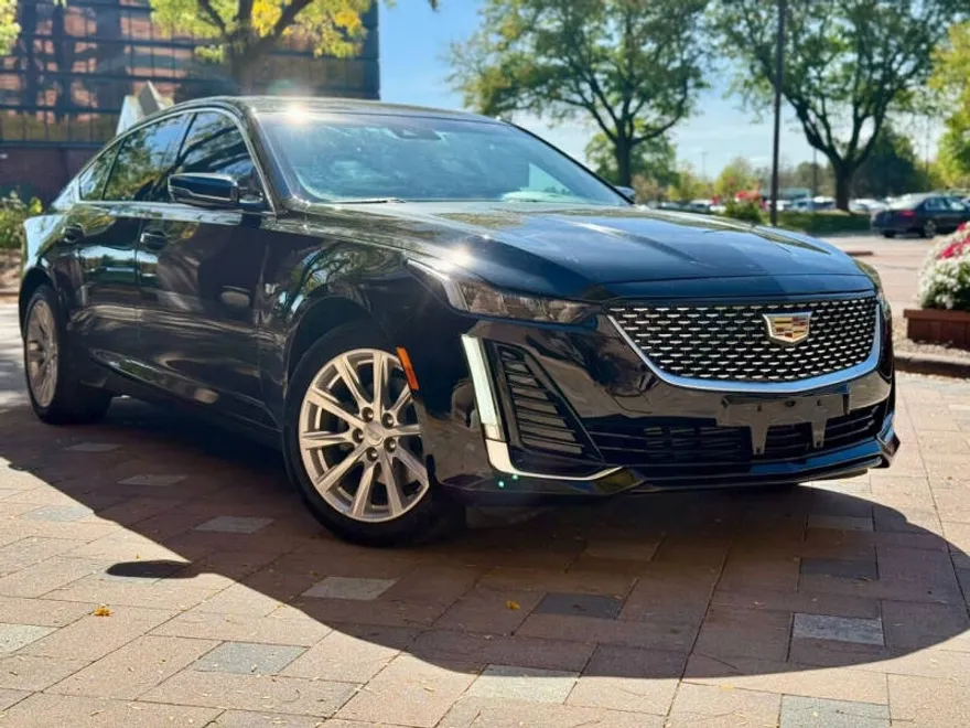 2024 Cadillac CT5 Luxury photo 1