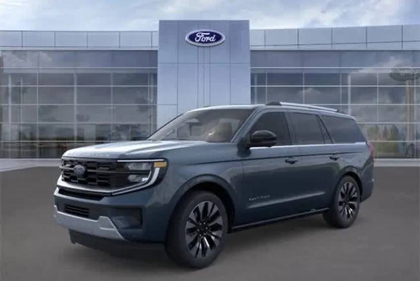 2025 Ford Expedition photo 1