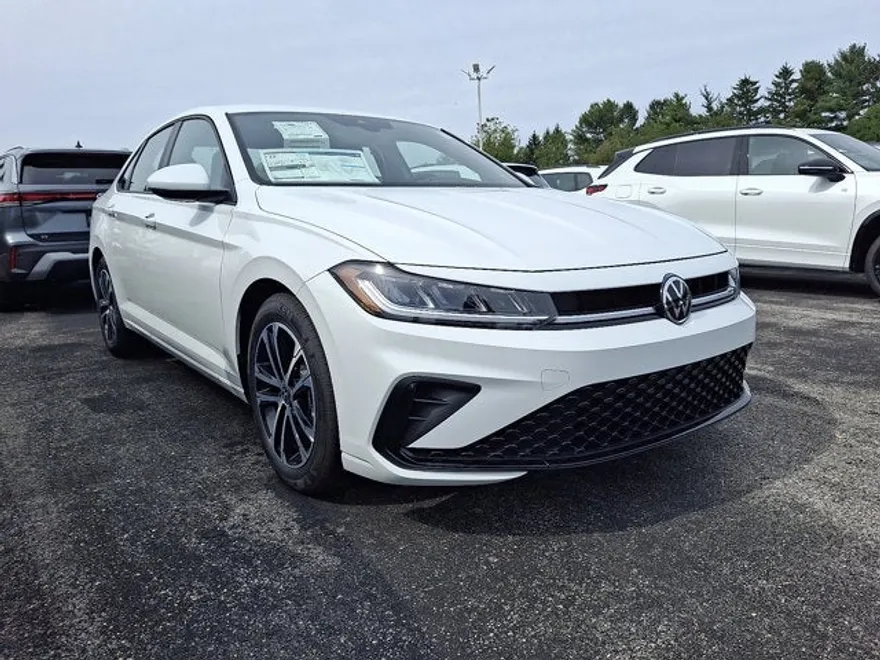 2026 Volkswagen Jetta Sport photo 1
