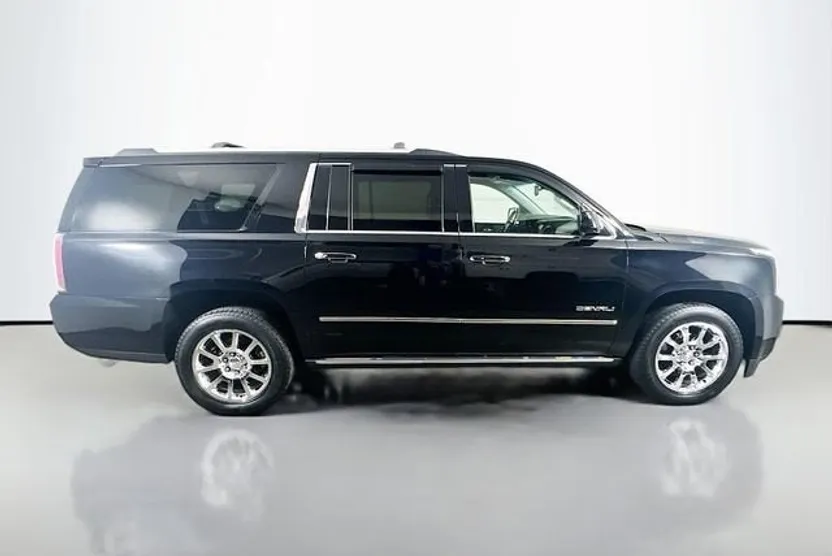 2016 Gmc Yukon XL Denali photo 1