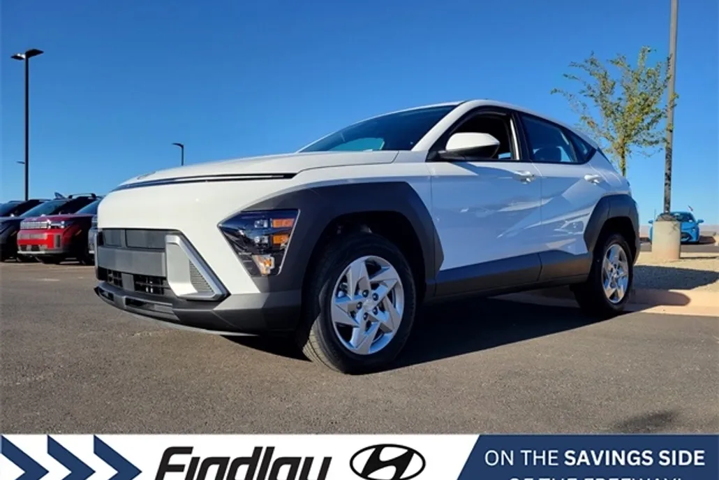 2026 Hyundai Kona SE photo 1