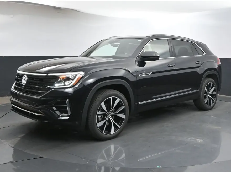 2026 Volkswagen Atlas Cross Sport SEL Premium R-Line photo 1