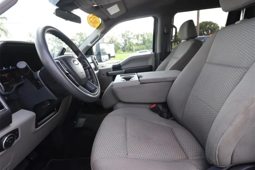 2022 Ford F-250 XLT photo 1