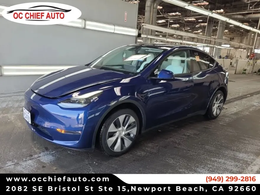 2022 Tesla Model Y Long Range photo 1