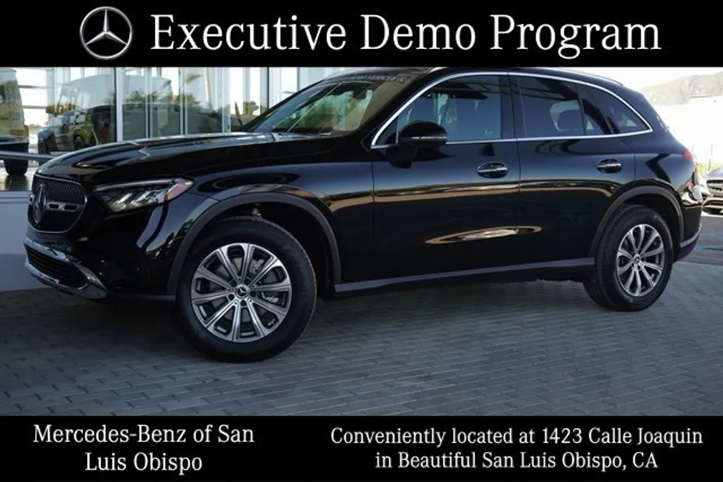 2025 Mercedes Benz GLC 300 4MATIC photo 1