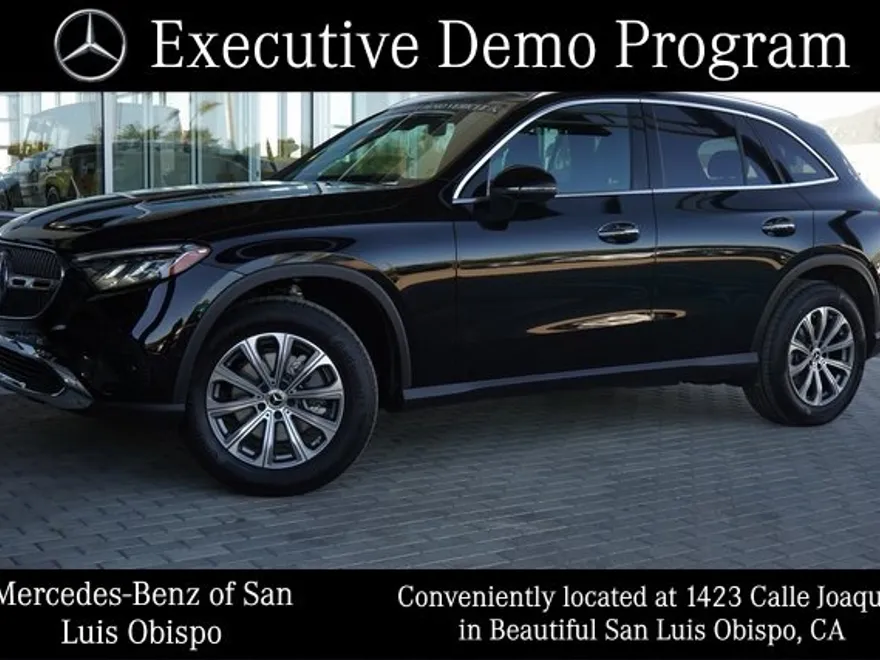2025 Mercedes Benz GLC 300 4MATIC photo 1