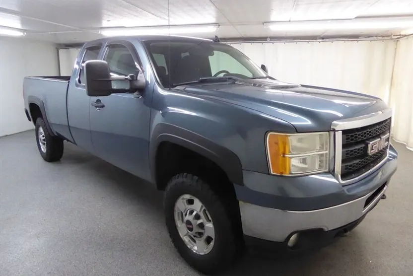 2011 Gmc Sierra SLE photo 1
