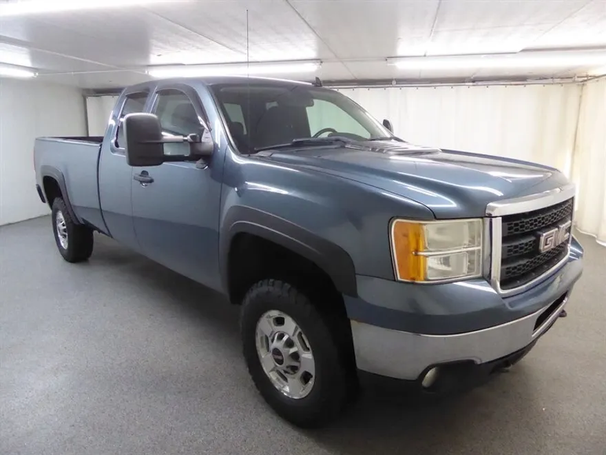 2011 Gmc Sierra SLE photo 1