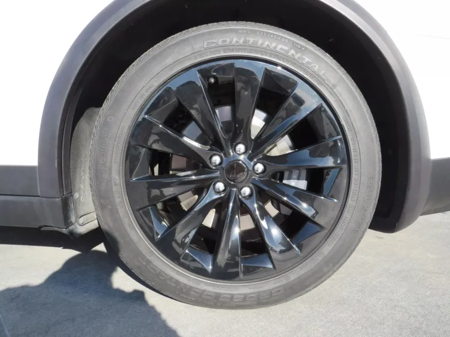 2017 Tesla Model X 100D photo 45