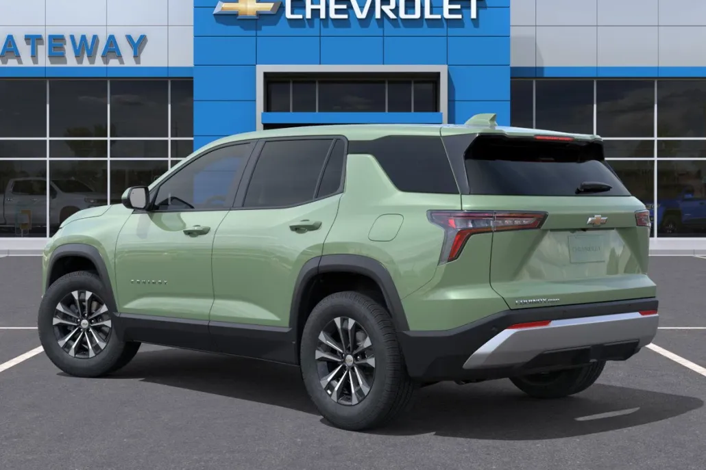 2026 Chevrolet Equinox LT photo 1