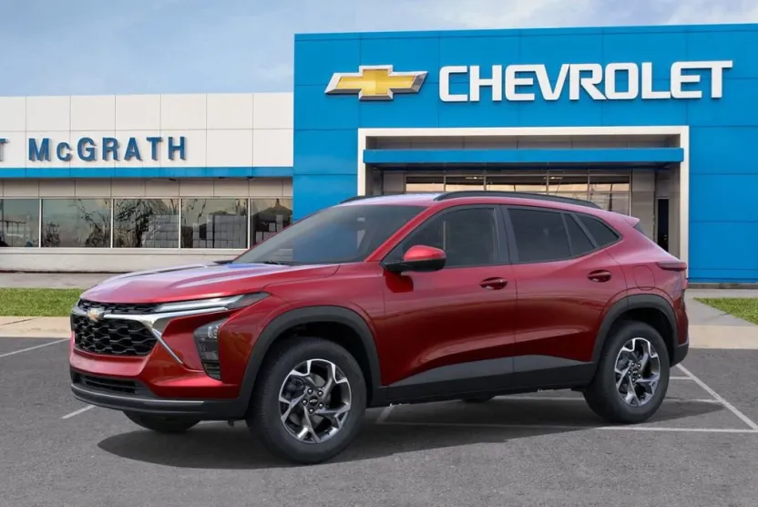 2026 Chevrolet Trax LT photo 1