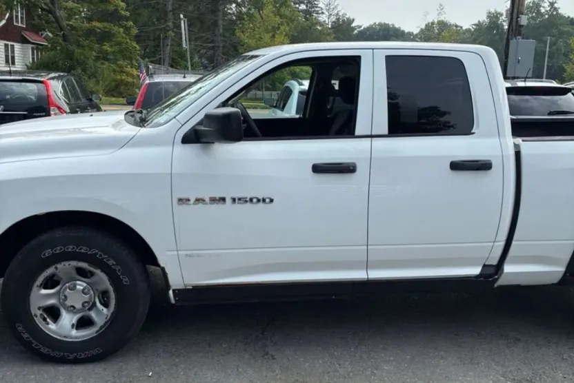 2012 Ram 1500 Tradesman photo 1