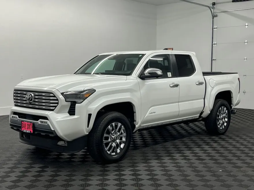 2024 Toyota Tacoma Limited photo 1