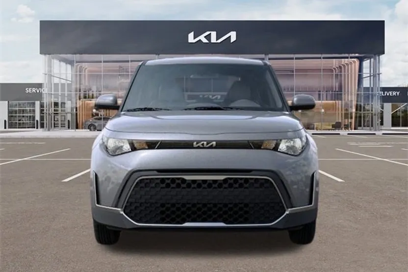 2025 Kia Soul LX photo 1