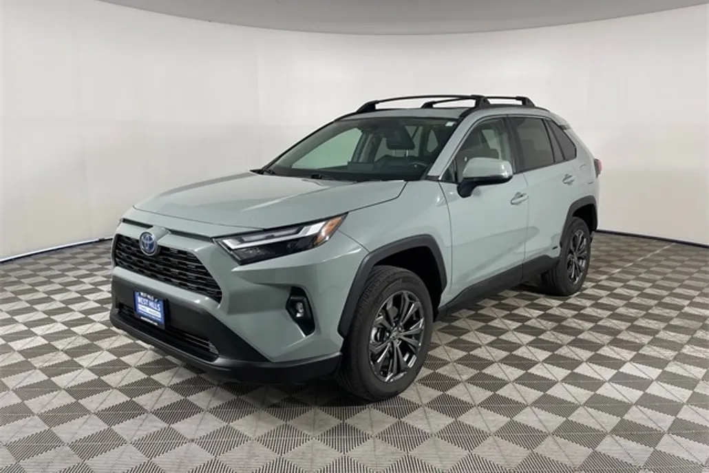 2023 Toyota RAV4 Hybrid XLE Premium photo 1
