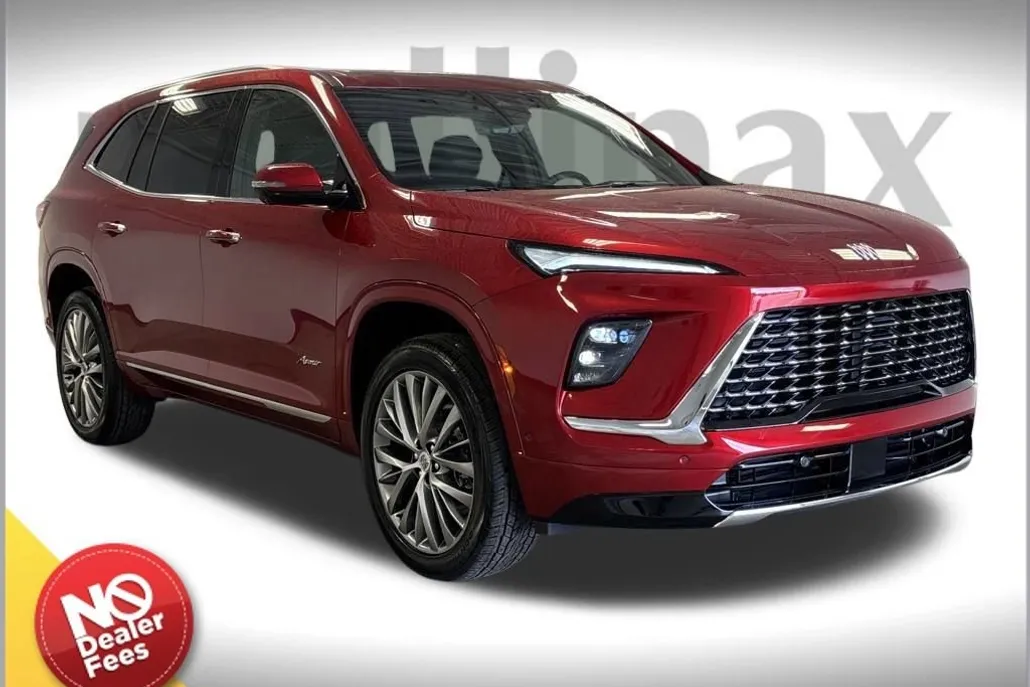 2025 Buick Enclave Avenir photo 1