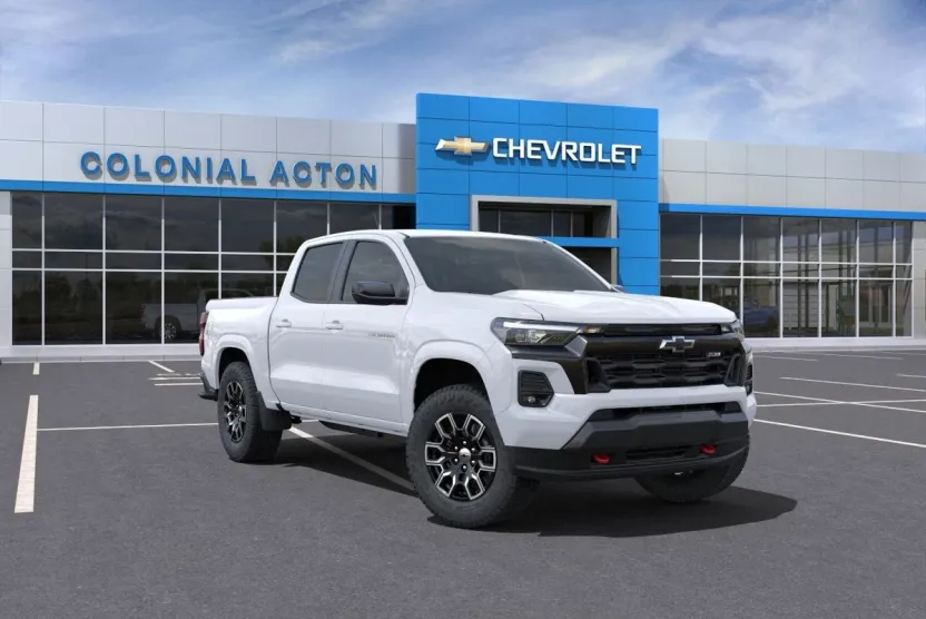 2025 Chevrolet Colorado Z71 photo 1
