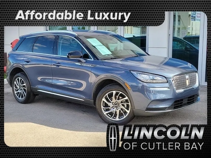 2022 Lincoln Corsair Standard photo 1