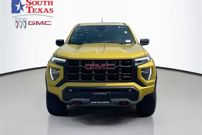 2024 Gmc Canyon AT4 photo 1