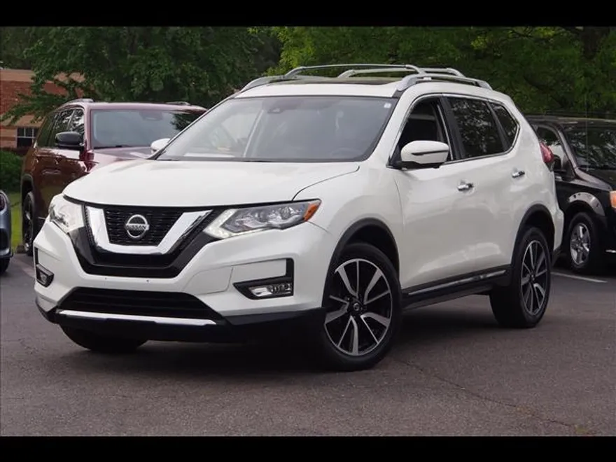 2019 Nissan Rogue SL photo 1