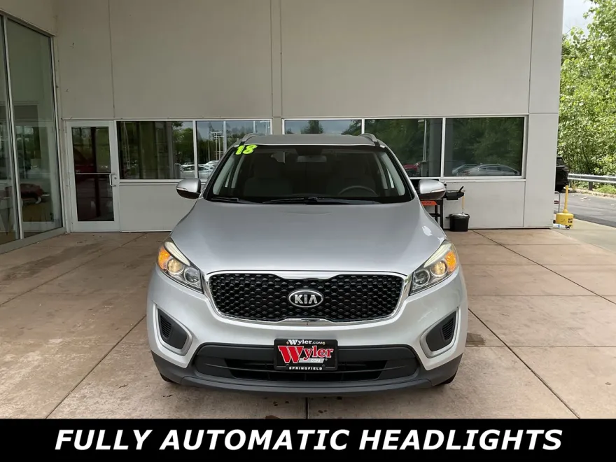 2018 Kia Sorento LX photo 1