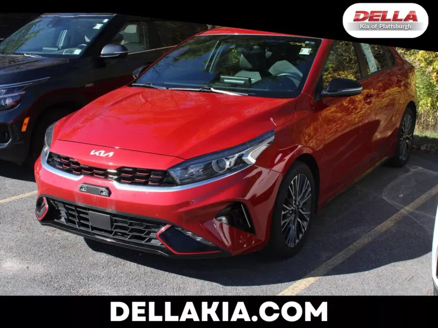 2024 Kia Forte GT-Line photo 1